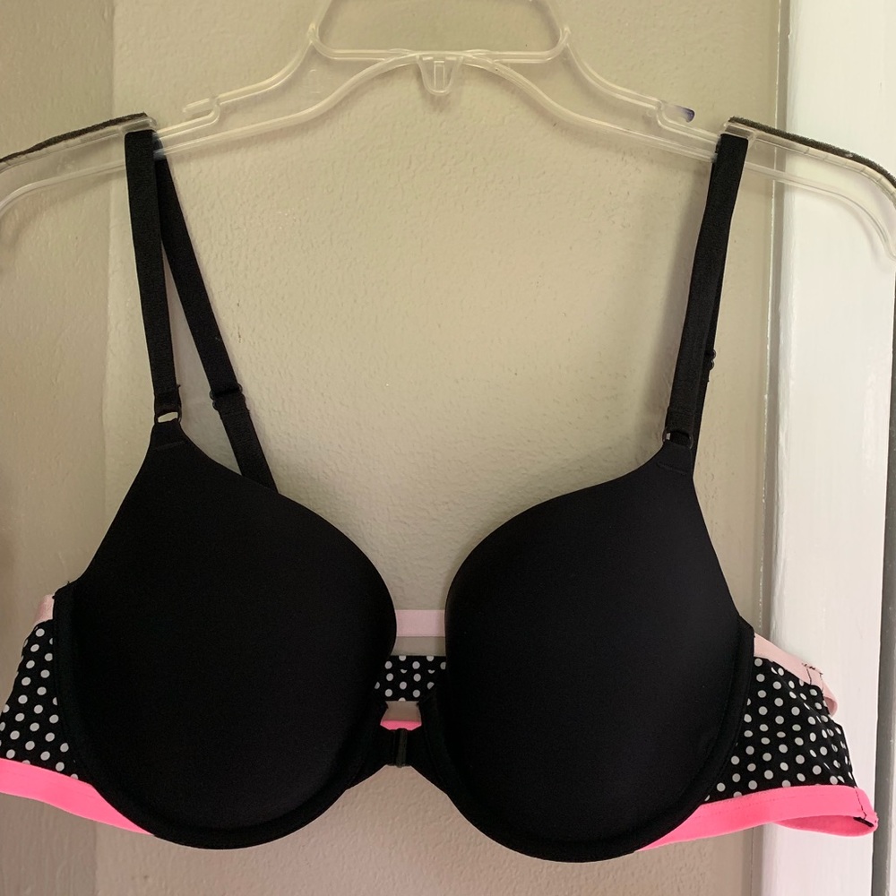 Victoria’s Secret Lined Demi. 38B